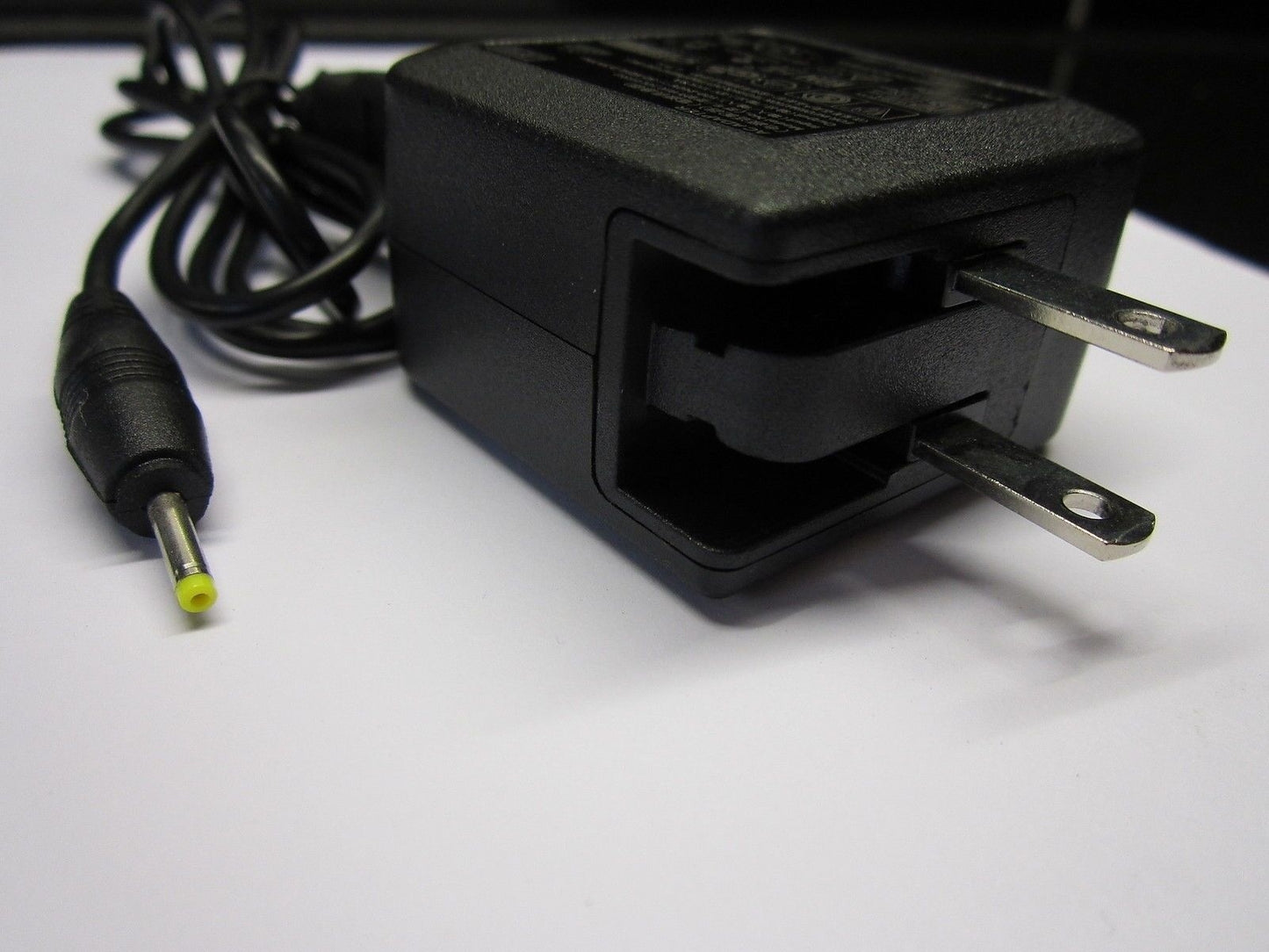 US USA Arnova 7c g2 7CG2 5V 2A AC-DC Switching Adaptor Charger Power Supply Plug