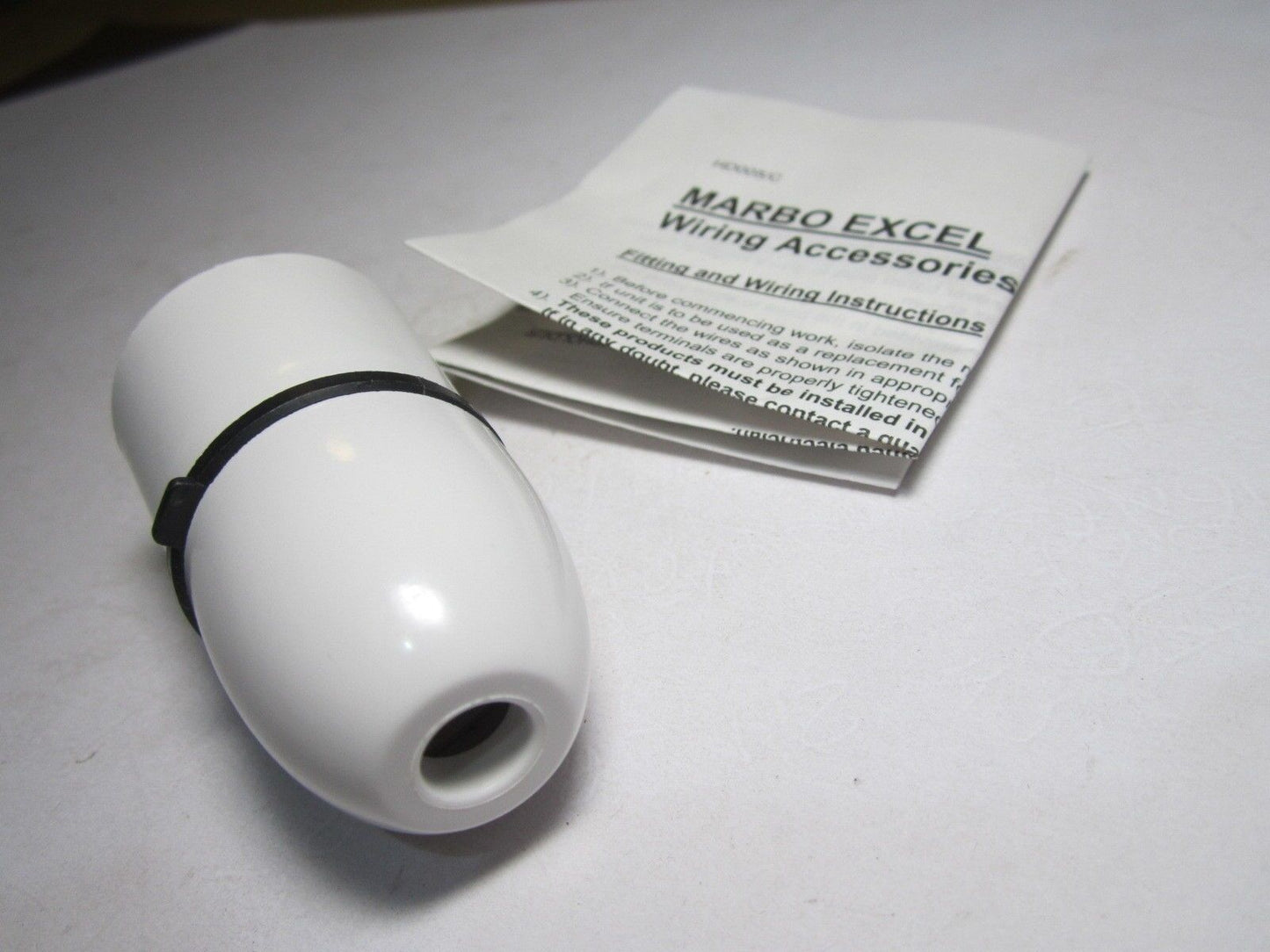 White MARBO Lampholder with Cordgrip C0050 T2 Rated Max 100W Light Fitting