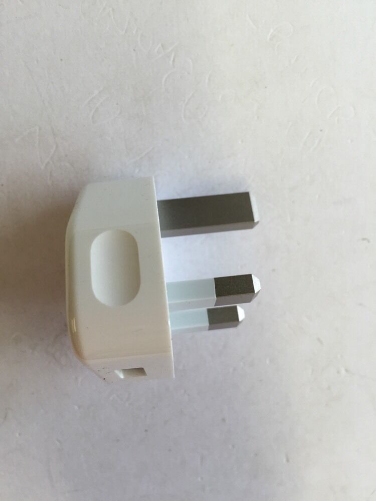 Genuine Original White USB Charger Plug Model A1399 5V 1A Apple Product