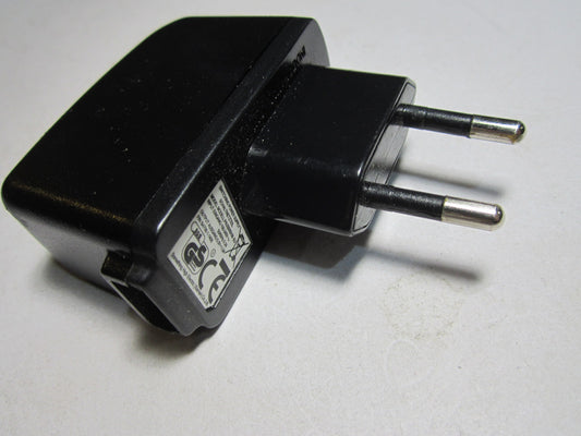 Genuine Switching Power Supply Schaltnetzteil model P6USB050100 EU 5.0V 1.0A EU