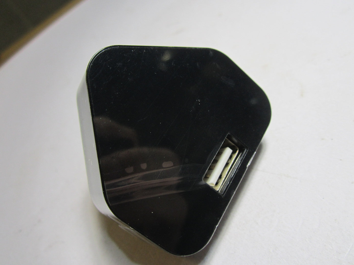 Genuine Archos 5s Platinum 5V 1.0A Adapter Power Charger Plug Model A85-501000