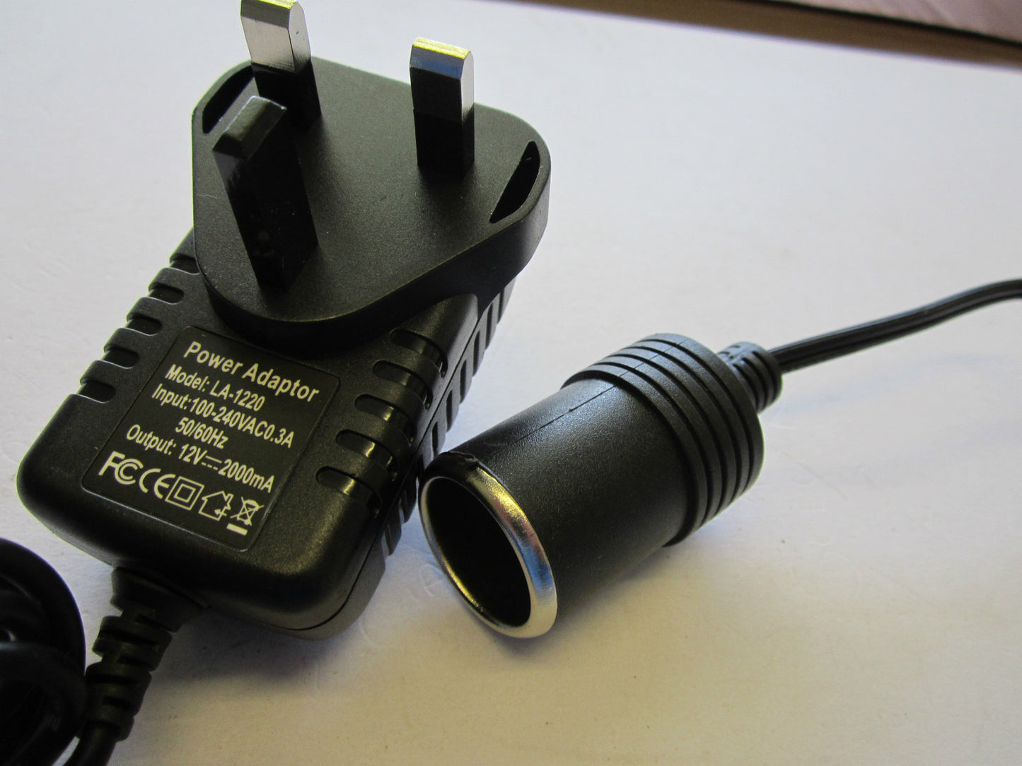 240V Mains to 12V DC Cigarette Lighter Voltage Converter Power Adapter 2A (24W)
