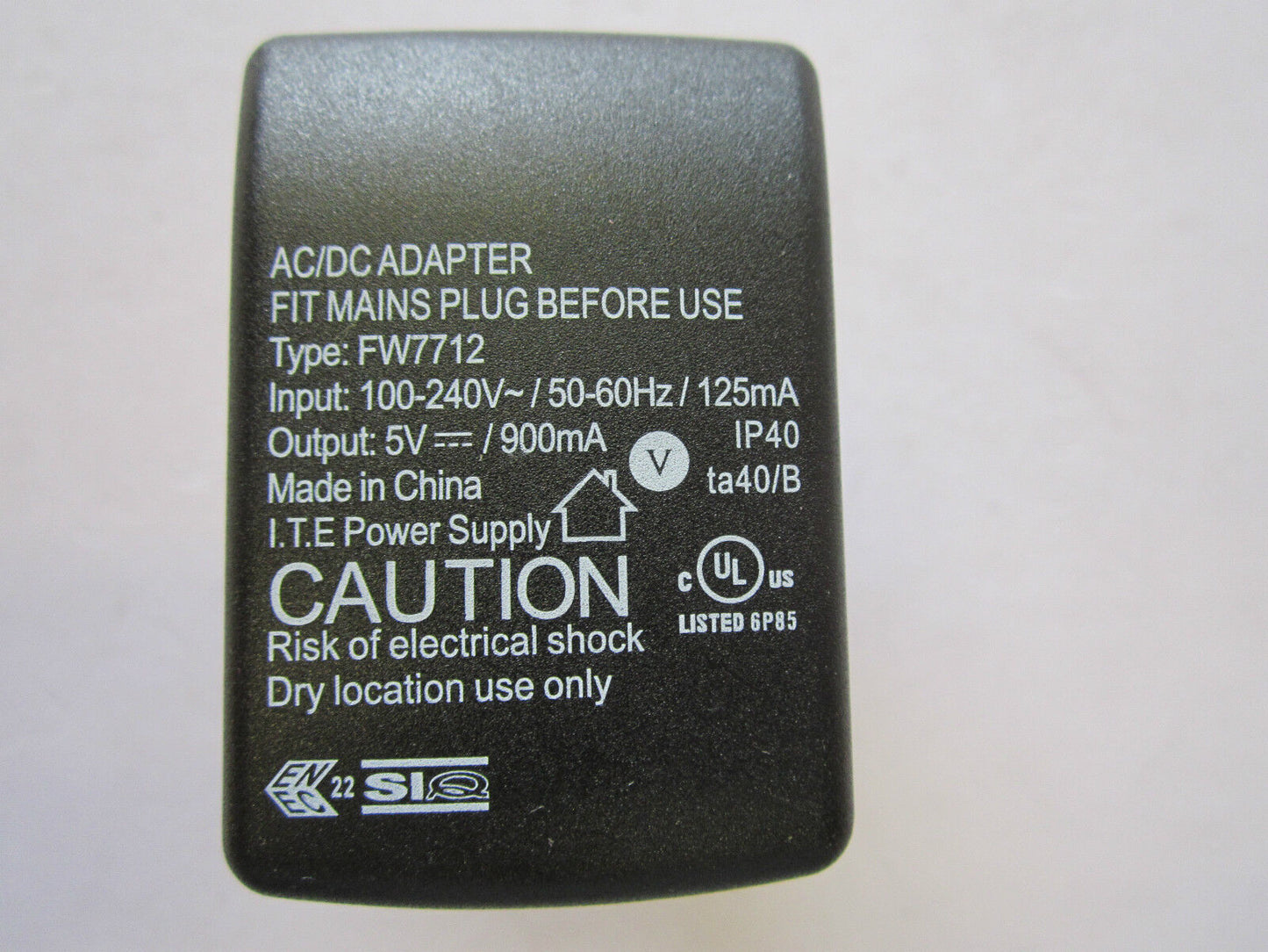 UK 5V 900mA Switching Adapter Power Supply Charger USB Female Plug Type FW7712