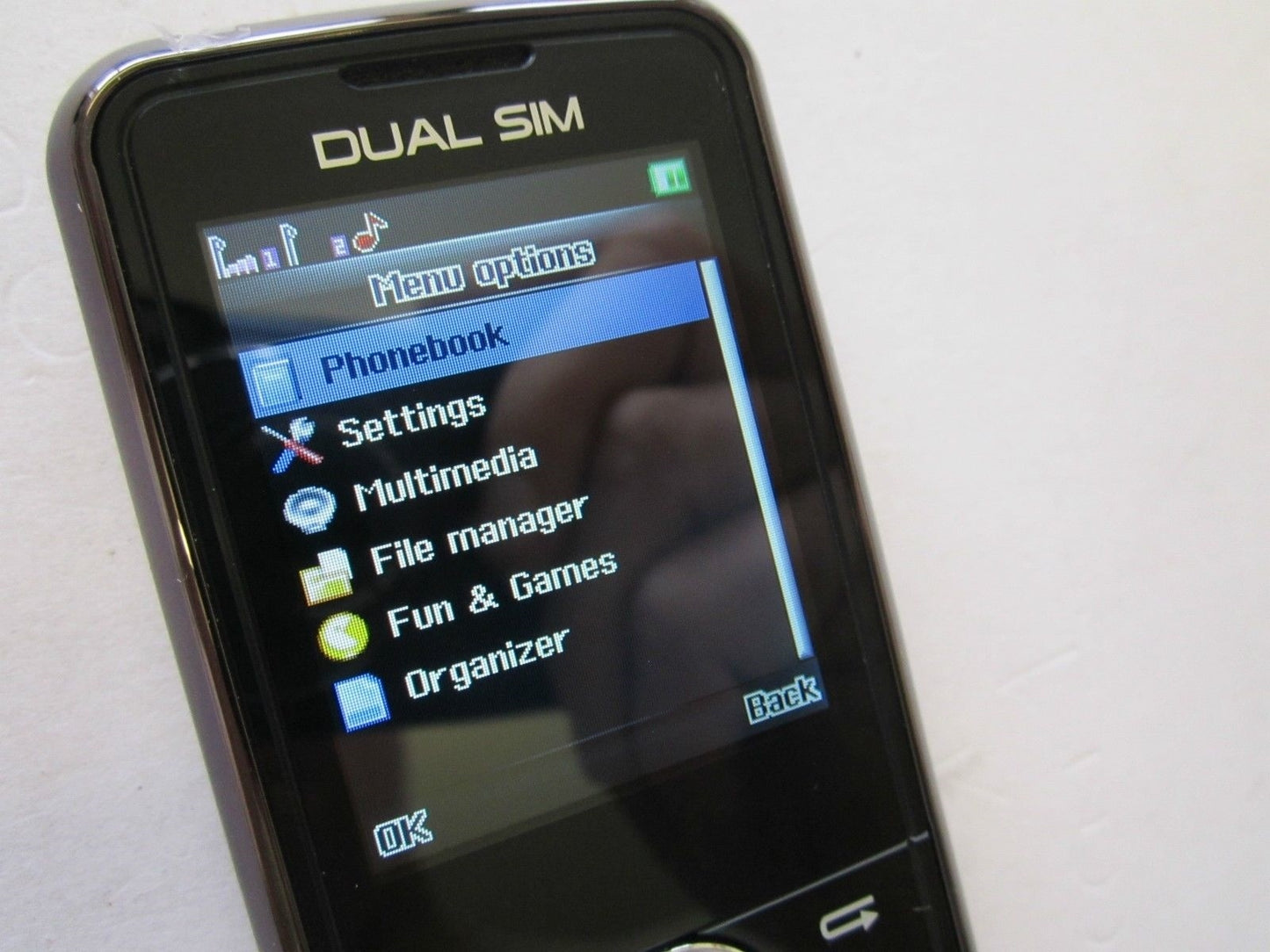 DUAL SIM BLACK UNLOCKED MOBILE PHONE E25-CAMERA,VIDEO,MP3+ for CDMA Network