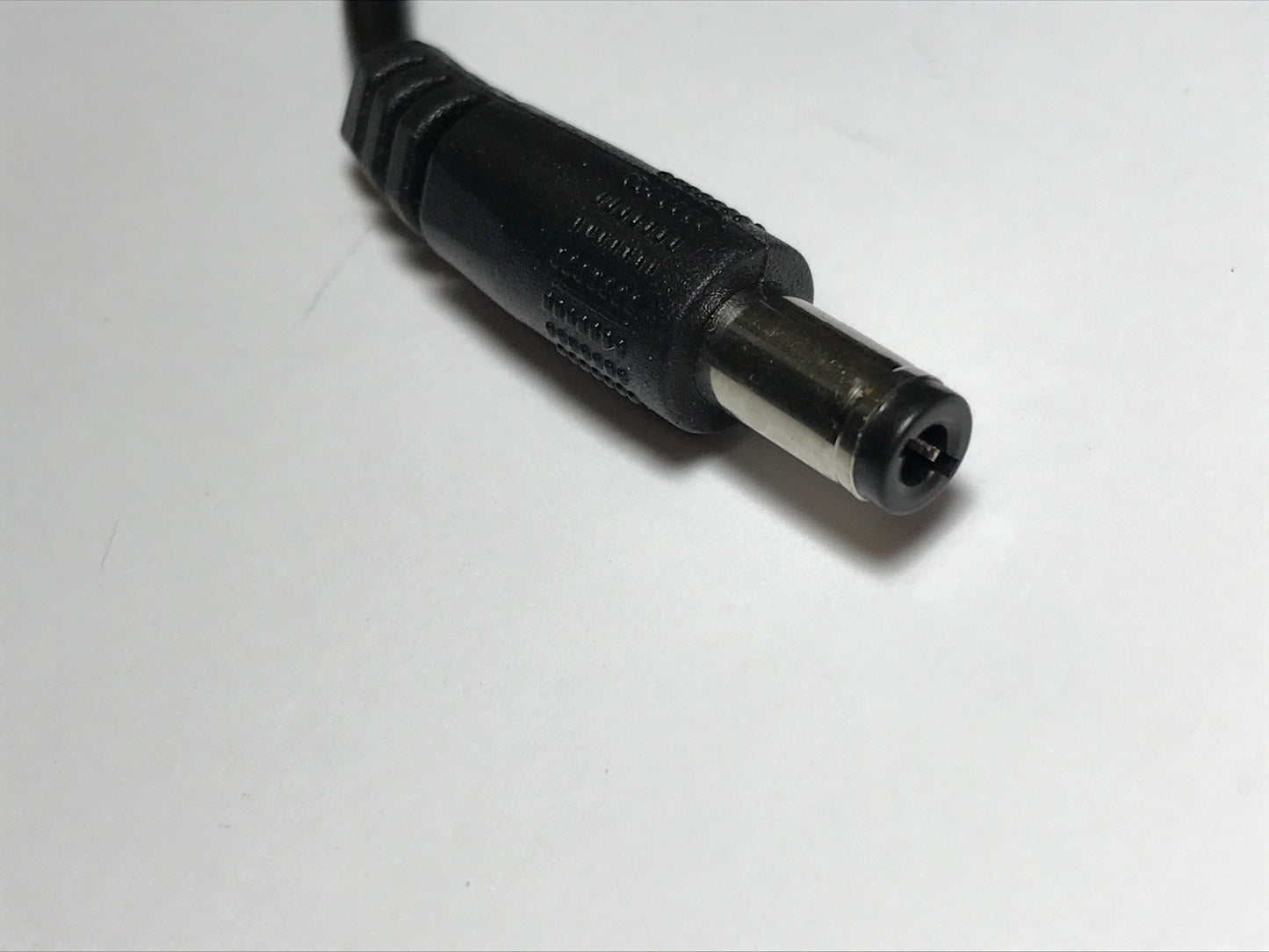 AUS AU Sunfone ACW024A-12B 12V 2A AC-DC Switching Adaptor Power Supply Plug