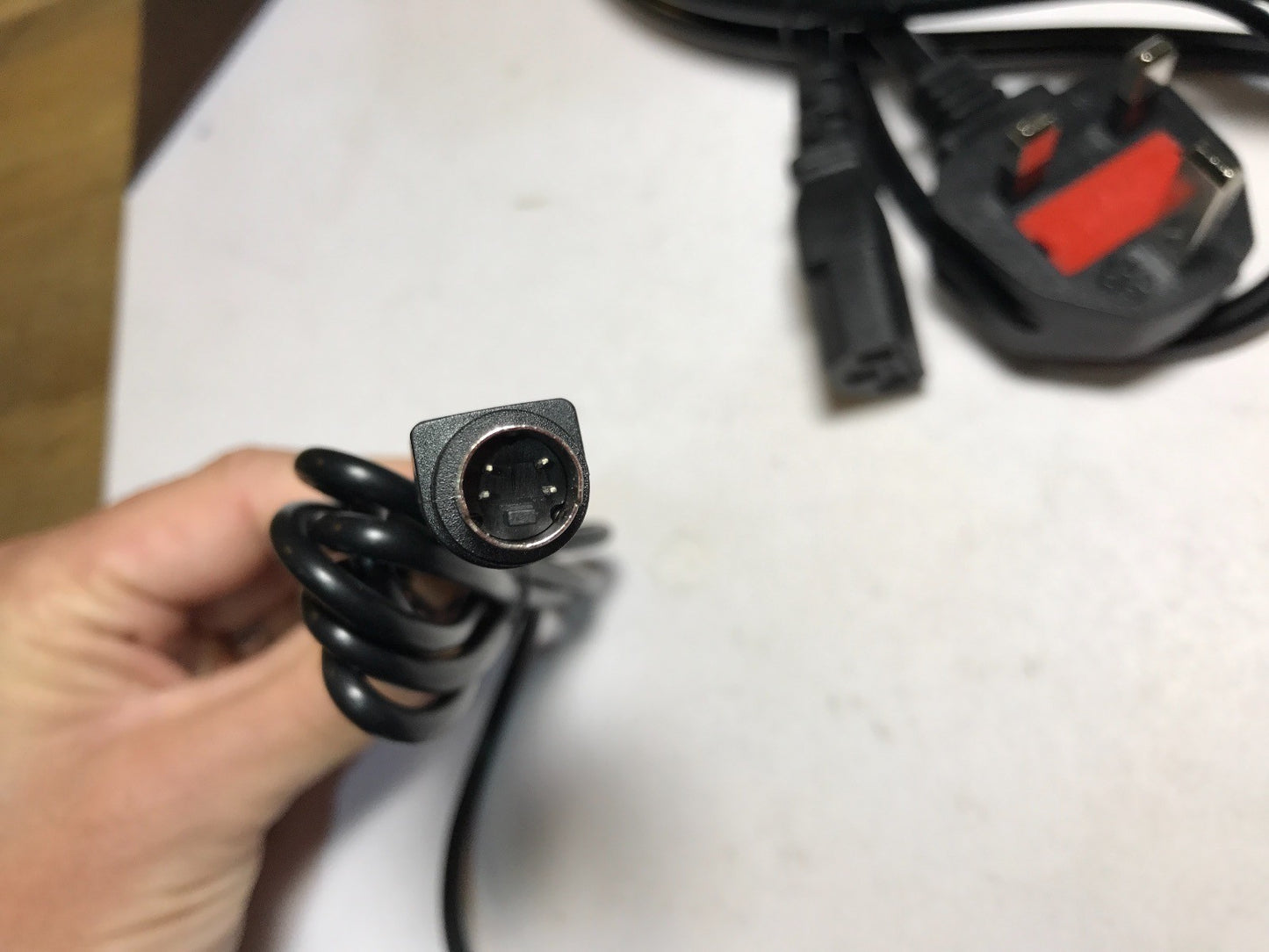12V/5V/2A 4 Jentec Technology Switching AC-DC ADAPTOR Adaptor JTA0202Y THIN PIN