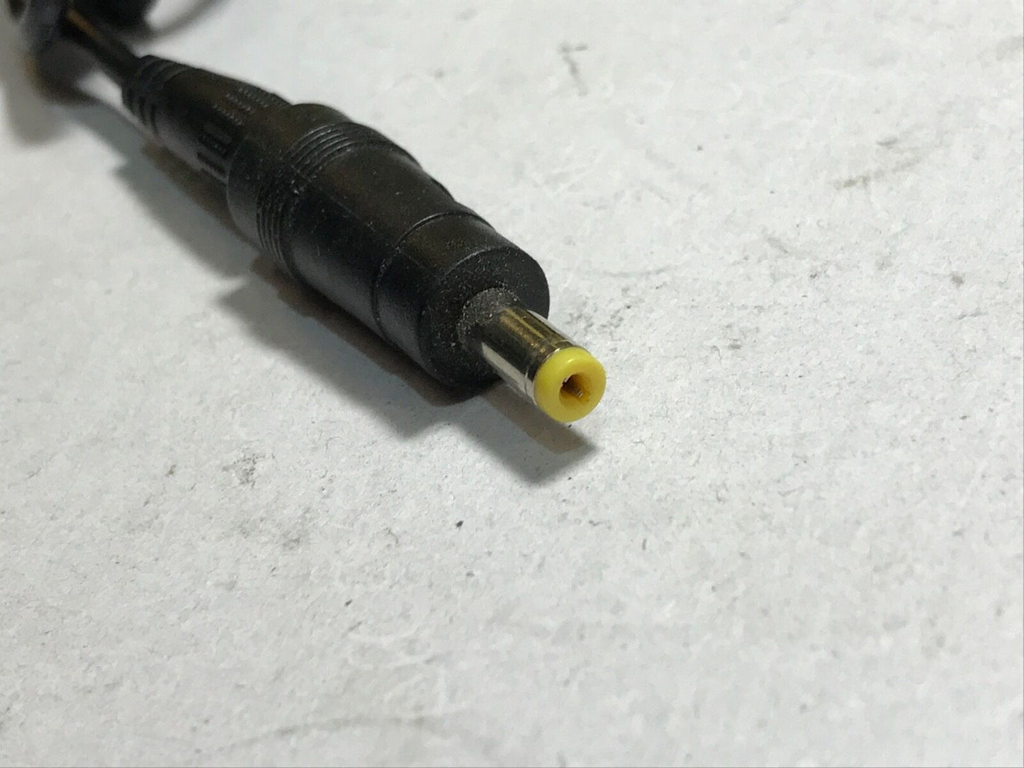 EU European 2 Pin Replacement 9V AC-DC Adaptor with 4.75mm x 1.75mm Connector