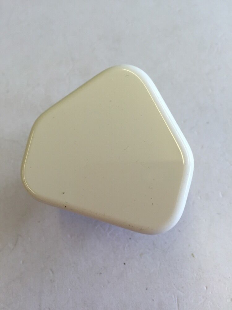 Genuine Original White USB Charger Plug Model A1399 5V 1A Apple Product