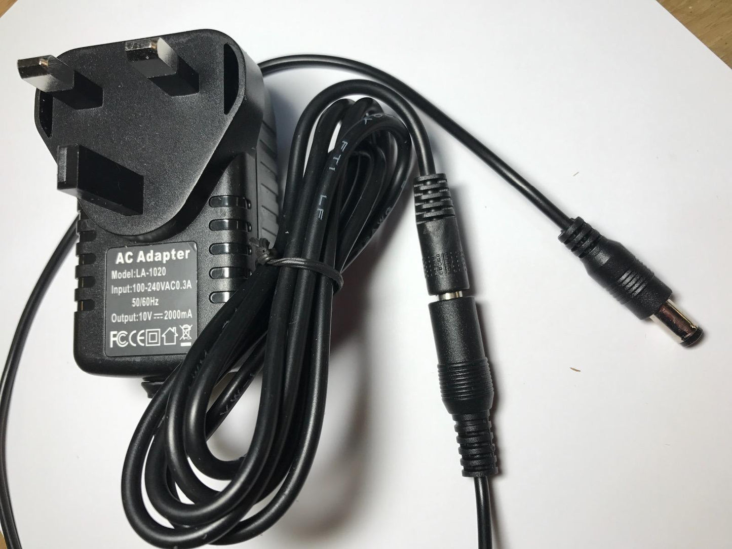 10V 2A 2000mA Mains AC-DC Switching Adaptor Power Supply Charger 5.5mm x 2.5mm