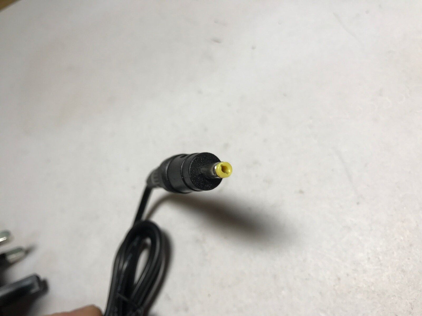 Replacement for 5V 4A AC-DC Switching Adaptor Power Supply with 4.75mm x 1.75mm