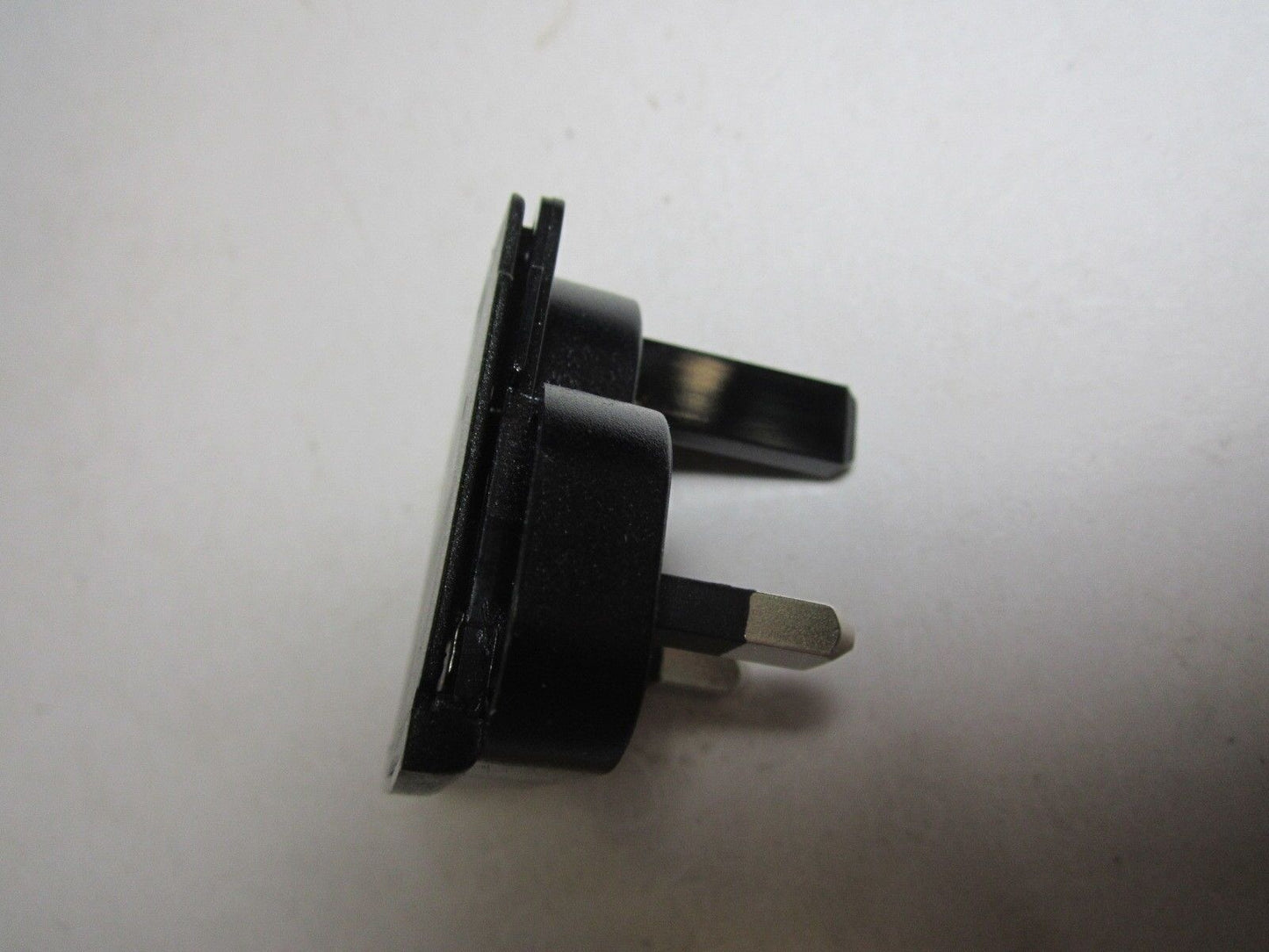 UK GB Country Slide Plug for 24.0V DeWALT Switching Power Supply S048HM2400200