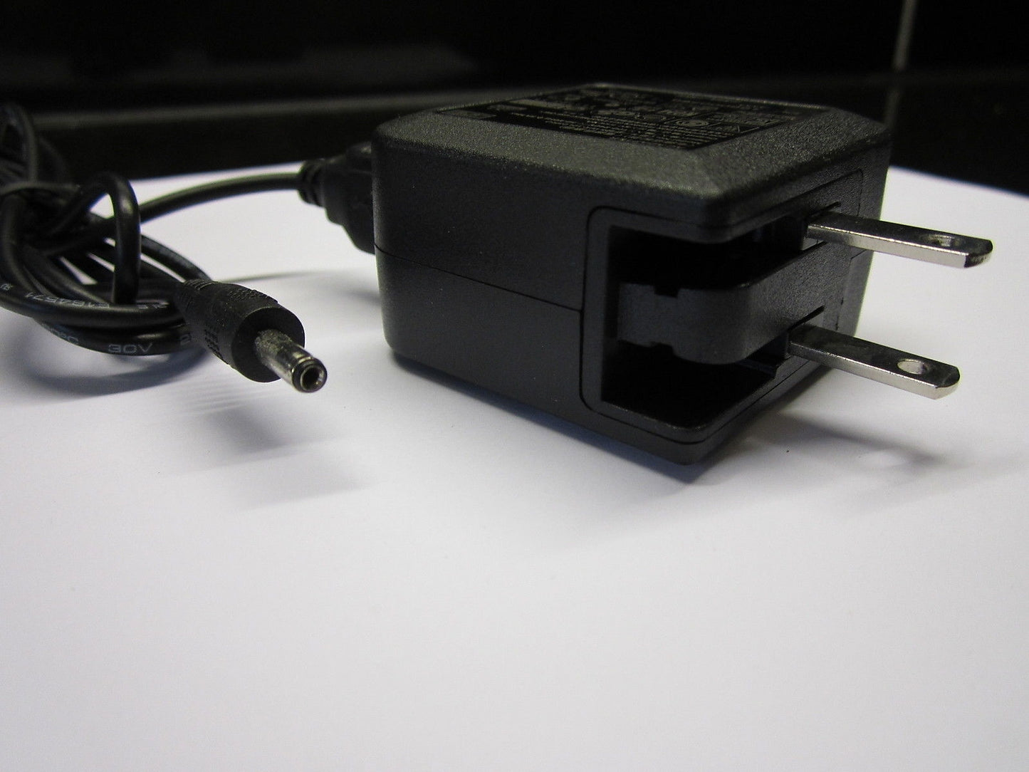 USA 5.0V 2A AC Adaptor Charger Power Supply for 10.1" IPS Tablet Computer