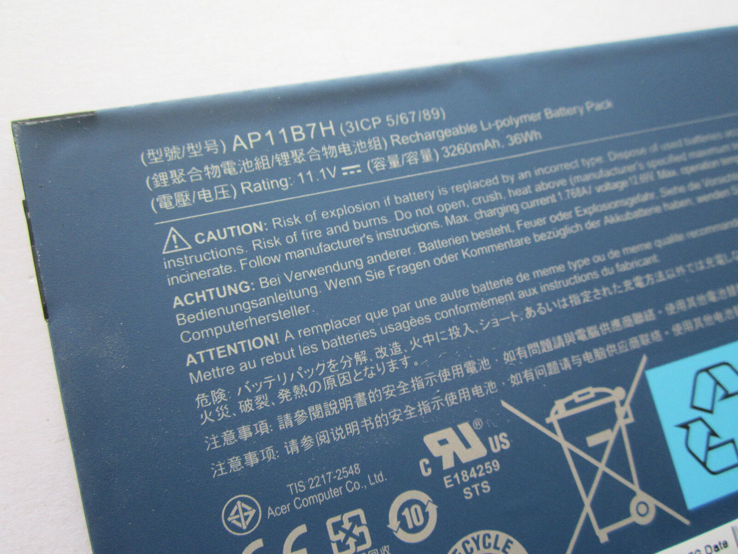 Genuine ACER Tab Iconia BT.00307.034 BT.00303.024 AP11B7H 11.1V 3260mAh Battery