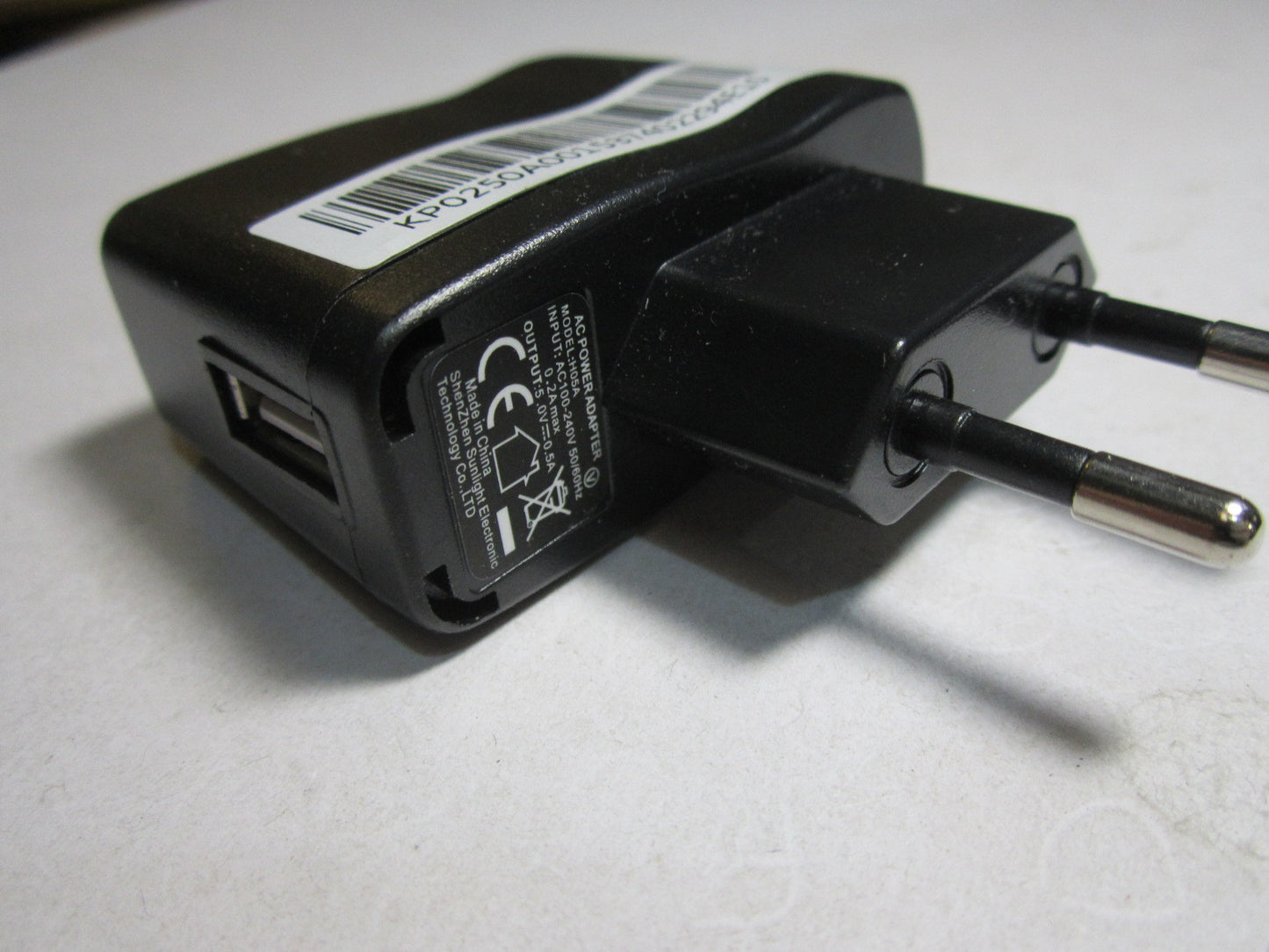 Genuine AC POWER ADAPTER H05A 5.0V 0.5A SHENZHEN SUNLIGHT ELECTRONIC EU PLUG