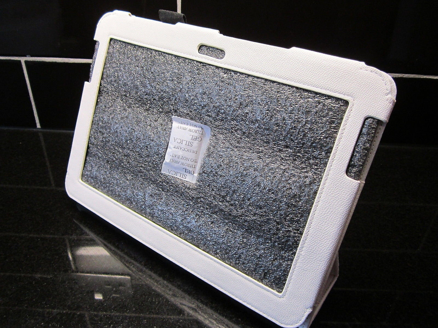 White Samsung Galaxy Note N8000 Soft Leather Feel Carry Case Cover/Angle Stand