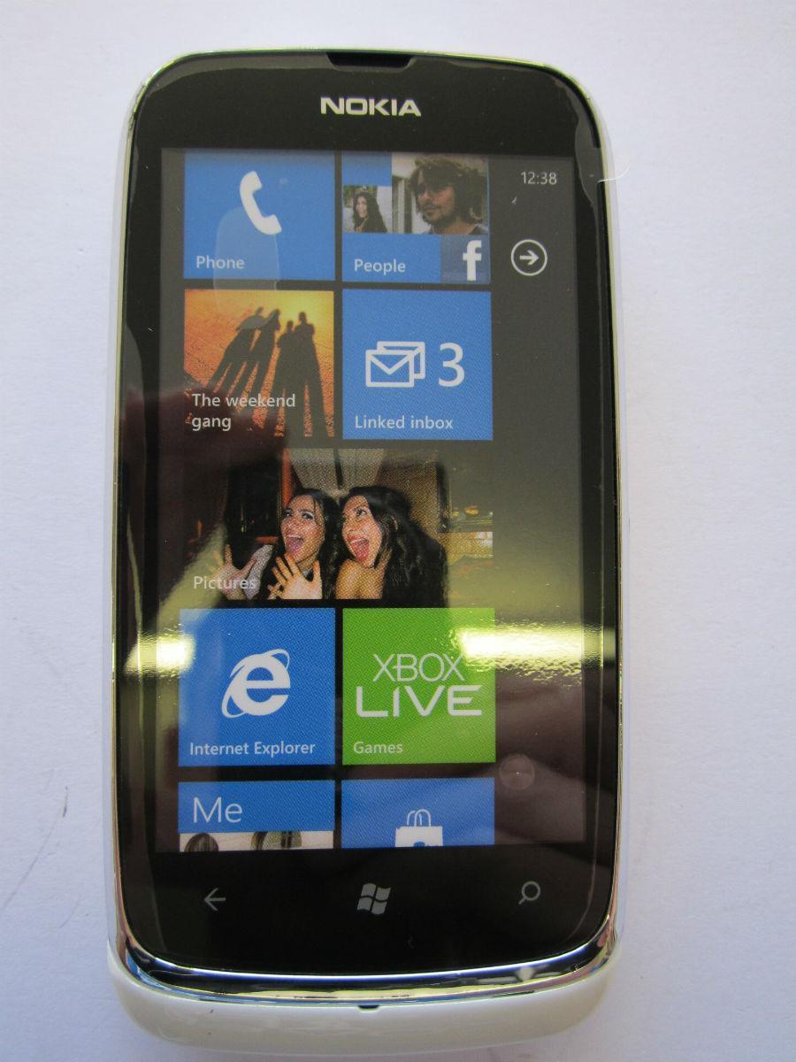 Nokia Lumia 610 White Shop Display Dummy Kids Toy Mobile Pratical Joke Phone