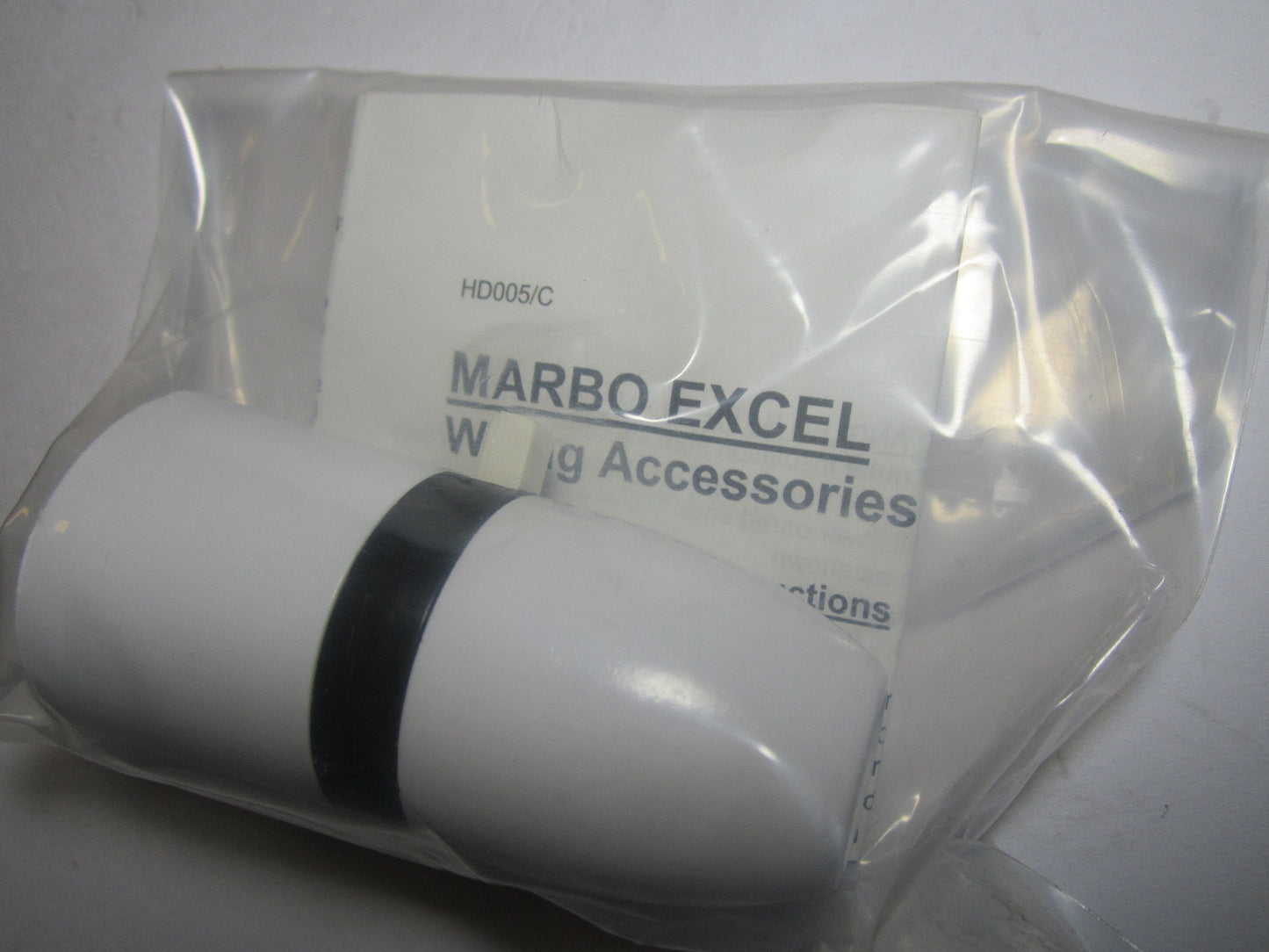 White MARBO Lampholder Switched 1/2 Inch Screw Entry C0053 T2 Rated Max 100W