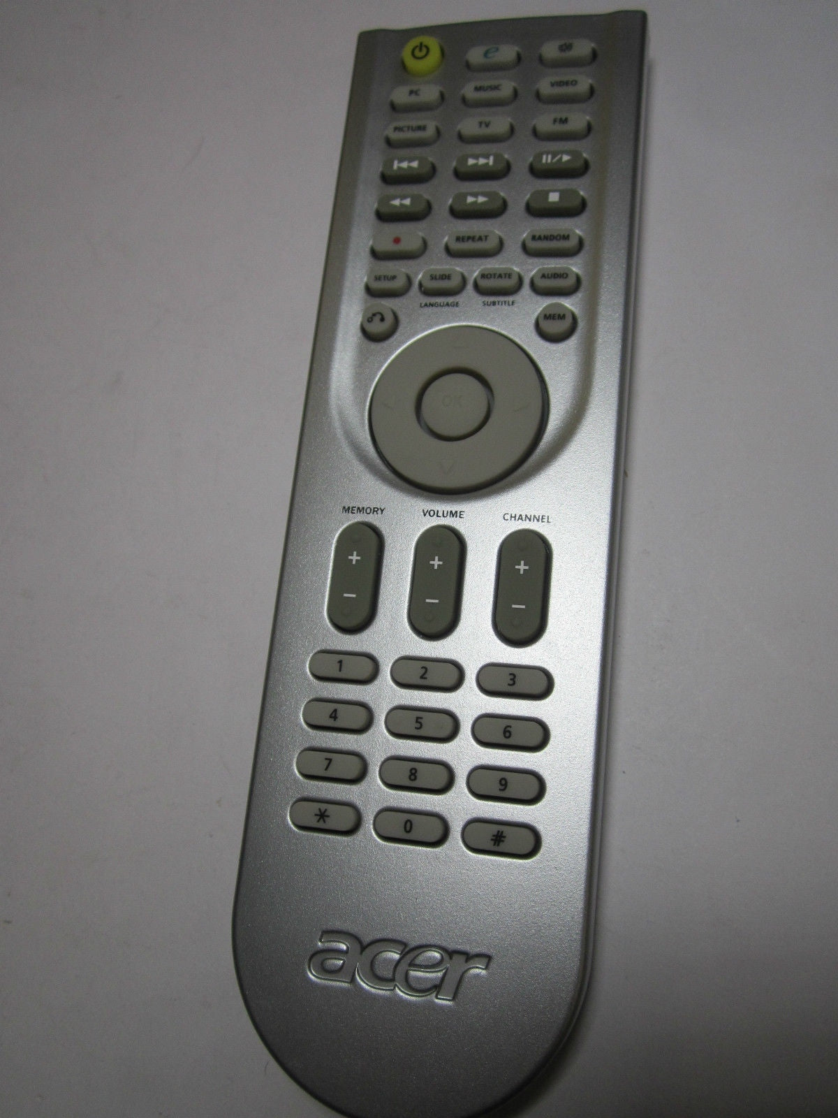 Genuine Acer Original Remote Control model MPC-RC801B MPCRC801B with USB Cable