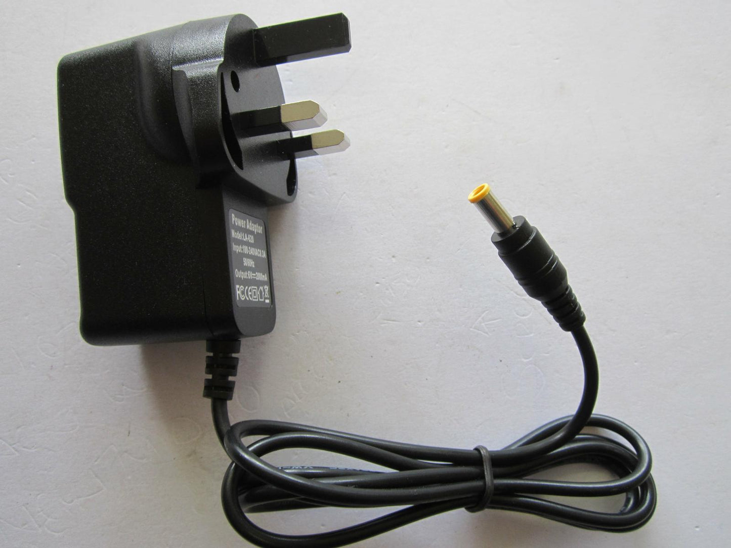 UK 6.0VDC 1200mA 7.2VA Mains AC-DC Adaptor Power Supply for model SA48-62A Plug