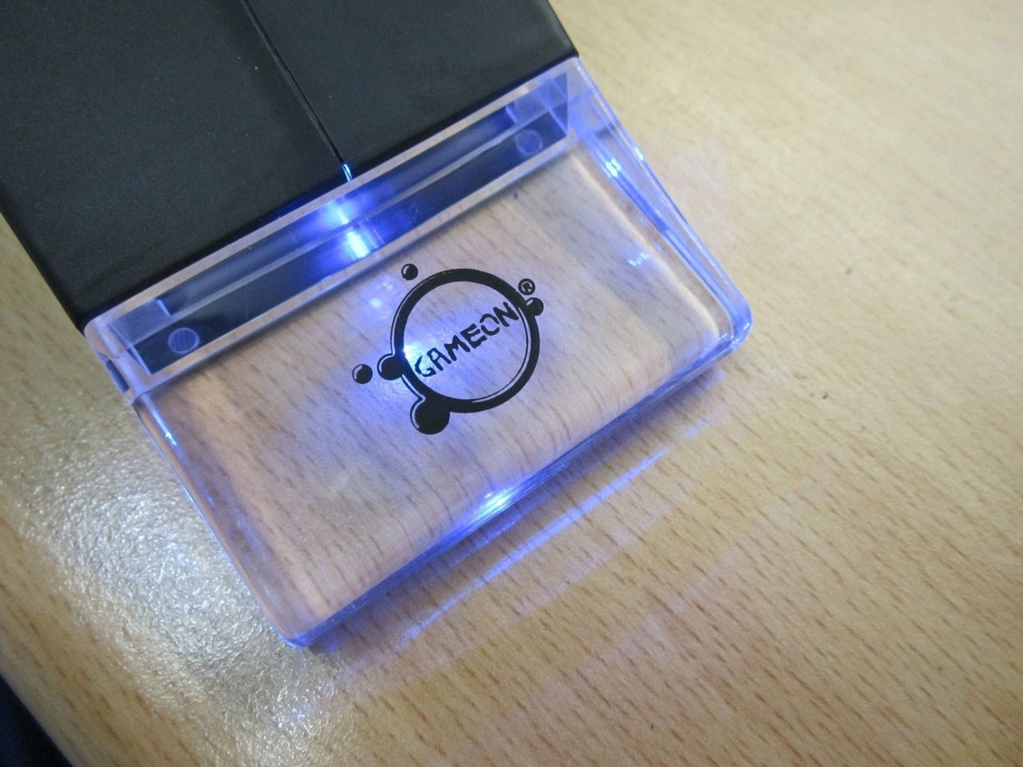 GameOn PS3 Stylish Deluxe Dual Charging Station for Two Wireless Controllers