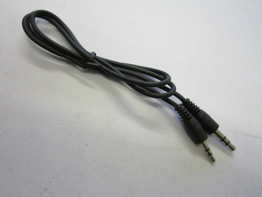 MP3 Player Standard 3.5mm Male Jack to Small 2.5mm Lead