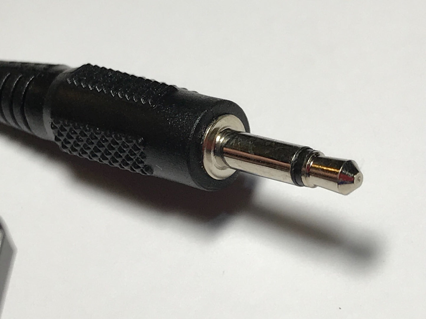 Replacement for 9.0V 0.1A 0.9W Switching Adapter GQ07-090010-DB AC-DC Adaptor