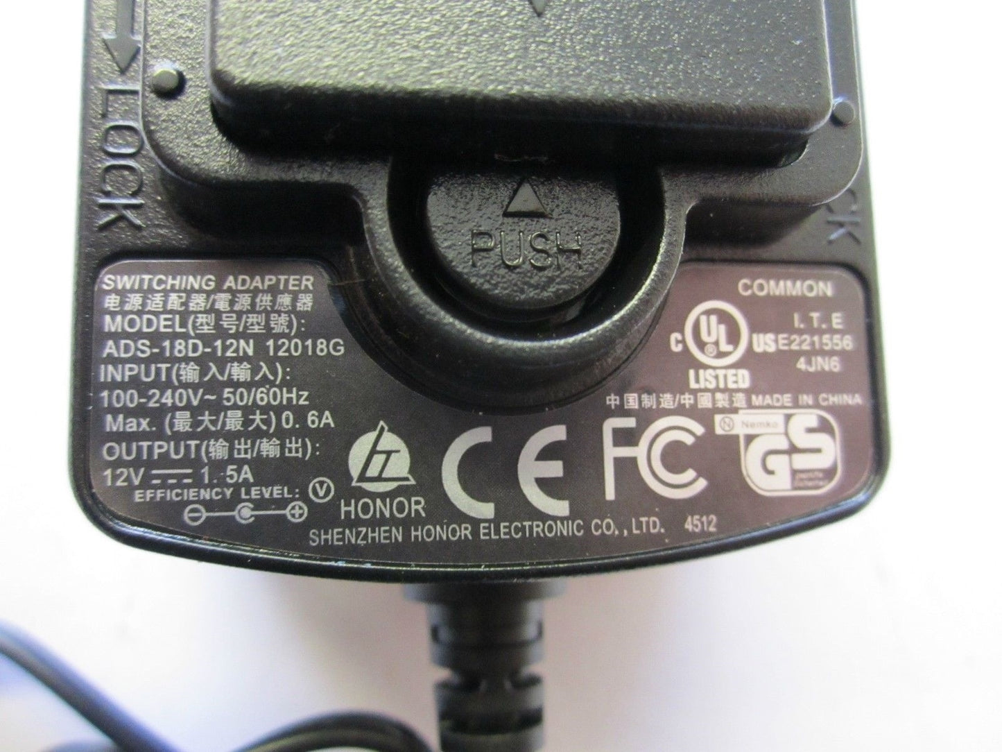 USA American 12V MAINS ROLAND EP-85 EP-97 KEYBOARD AC ADAPTOR POWER SUPPLY PLUG