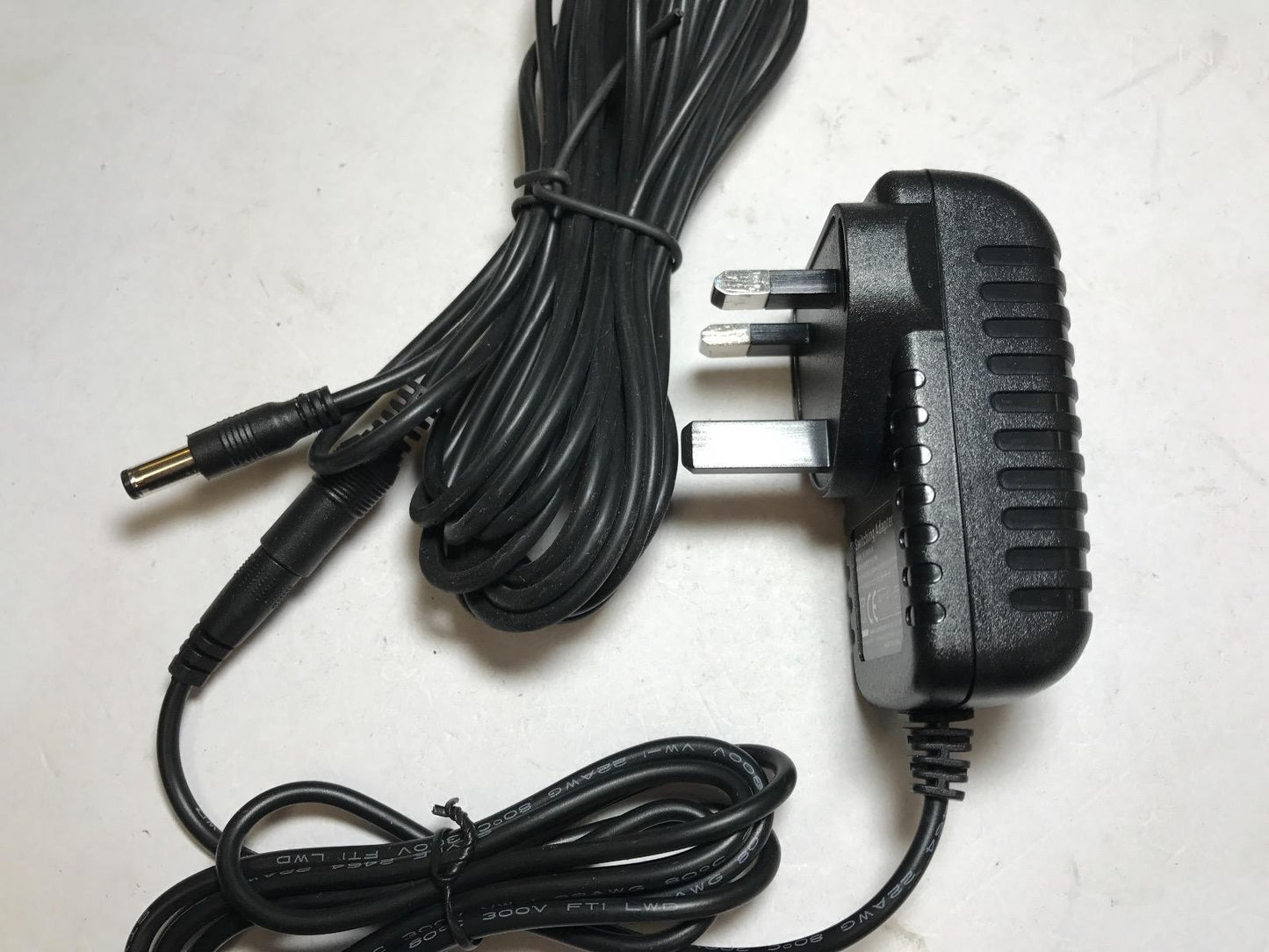 6M Long Lead Cord 5V 2A AC Adaptor Input 100-240vac 0.3a 50/60HZ Output 5V=2000mA 2A