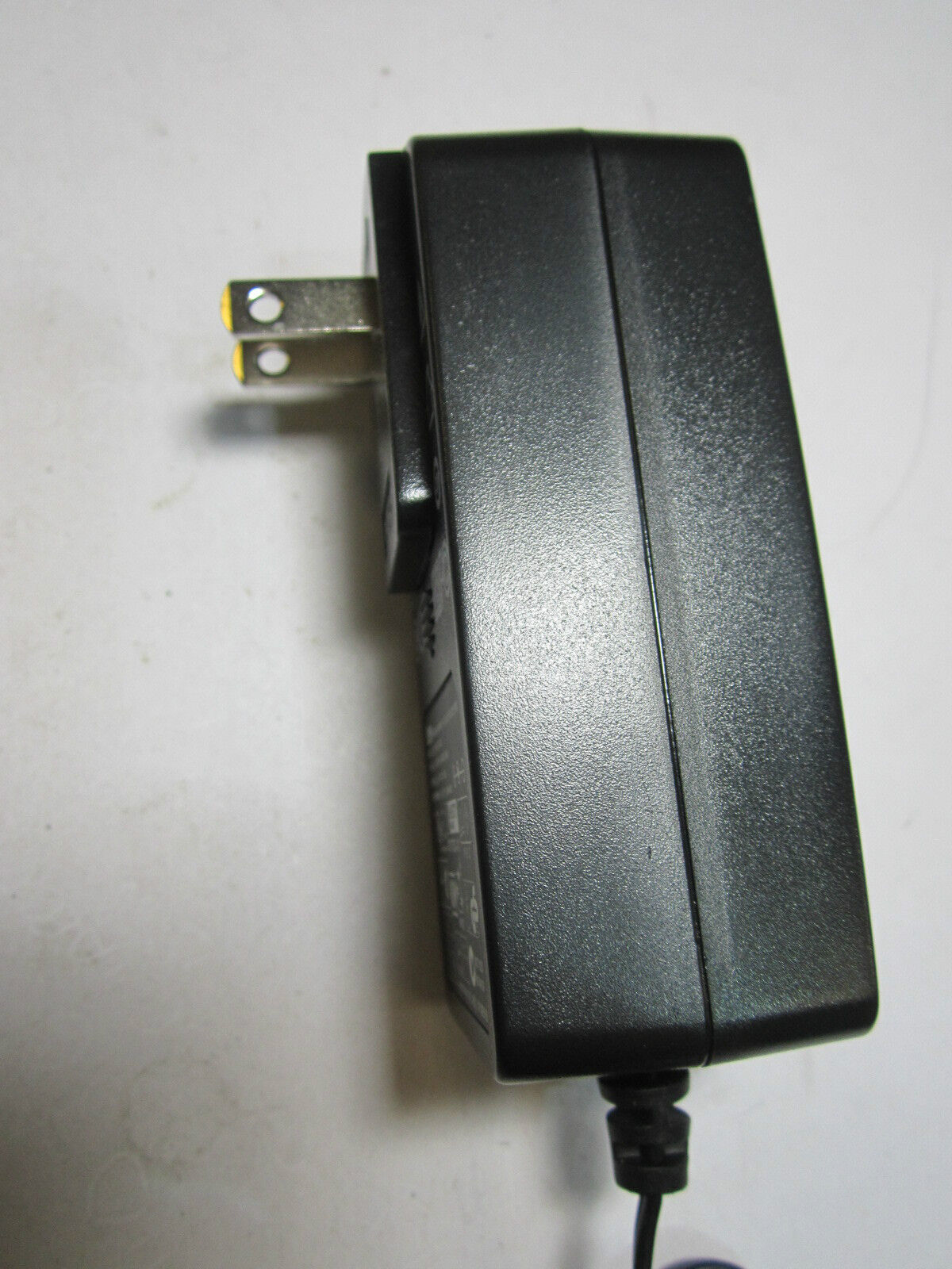 12V 2A 2000mA 12.0V USA AC-DC Switching Adaptor Negative Centre Polarity 5.5mm