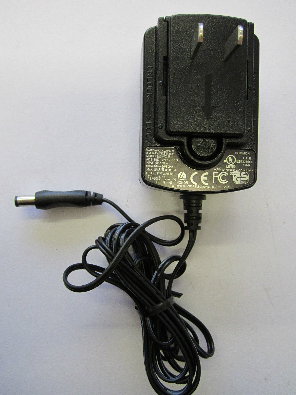 USA American 12V MAINS ROLAND EP-85 EP-97 KEYBOARD AC-DC Switching Adapter PLUG