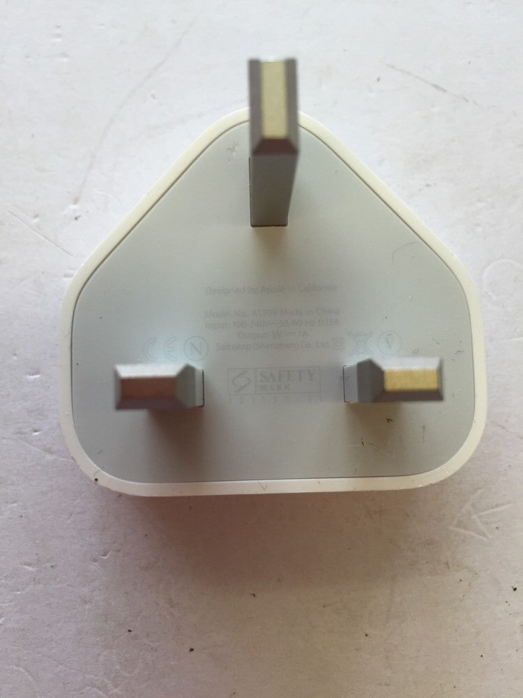 NEW Genuine Original White USB Charger Plug Model A1399 5V 1A Apple Product