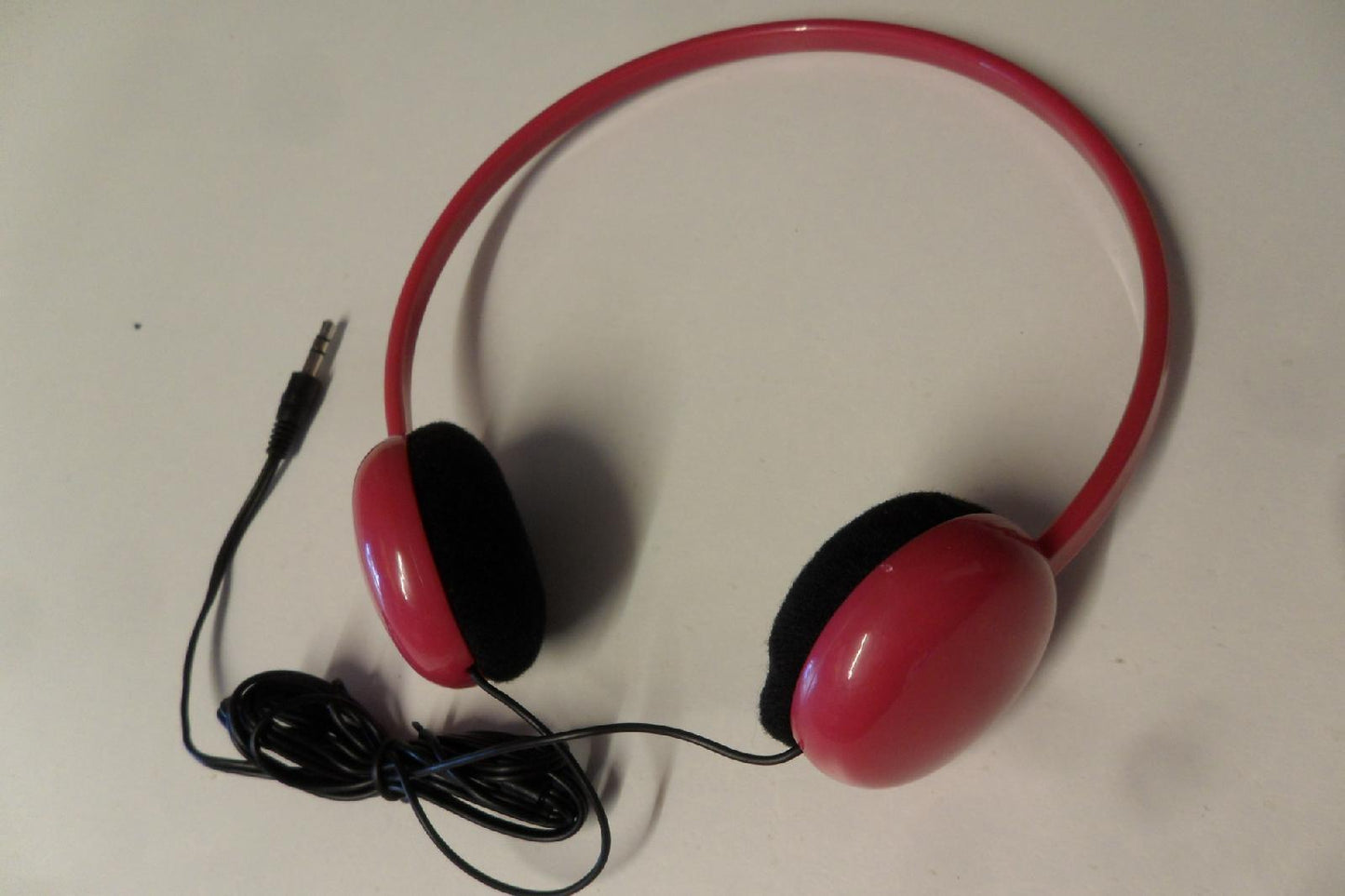 Small Pink Childs/Childrens/Toddlers Headphones for Apple Iphone 4 S 4S