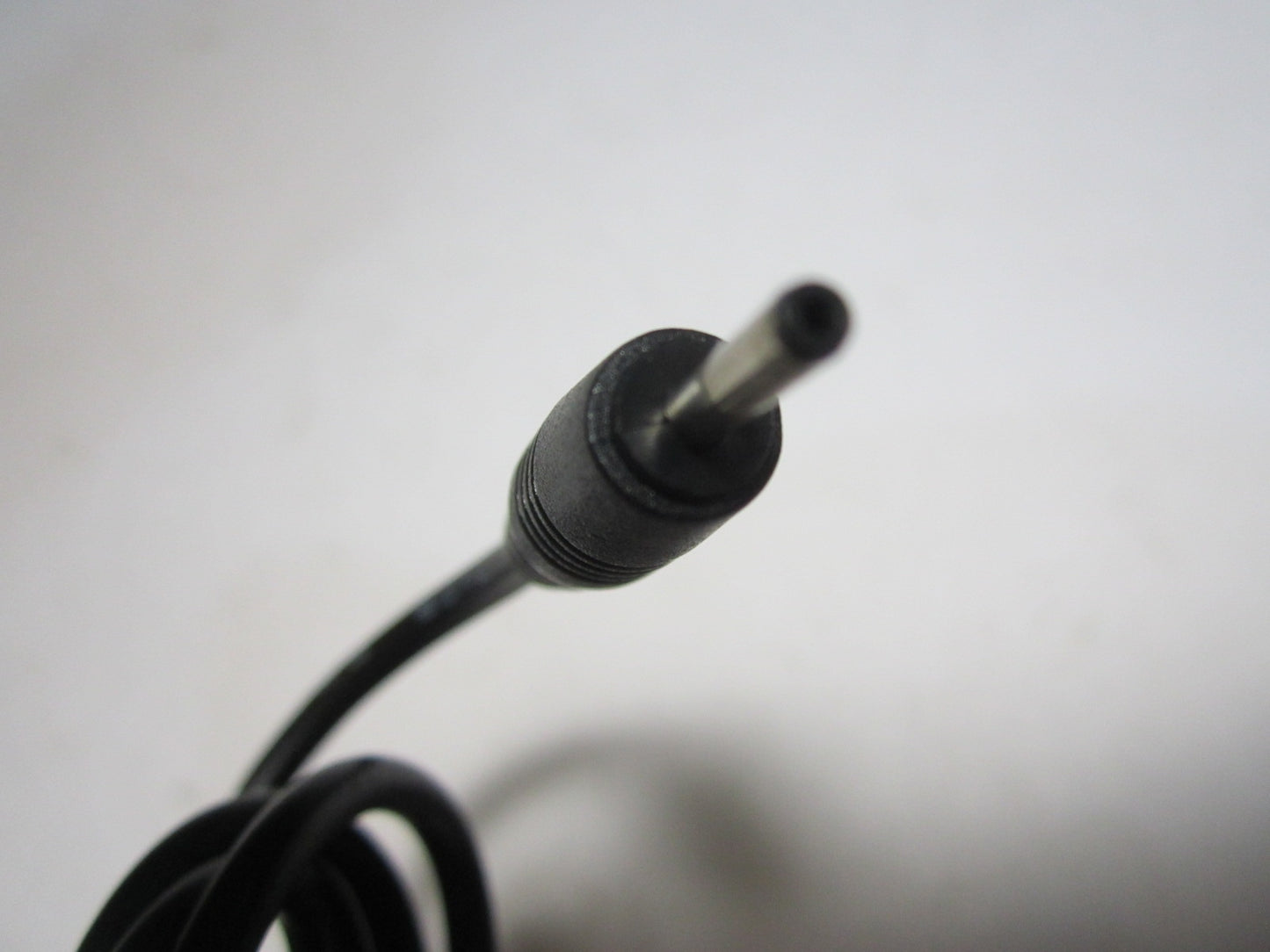 9V 2A AC Adaptor Charger for M806P Mobile Internet Device With Android OS Tablet