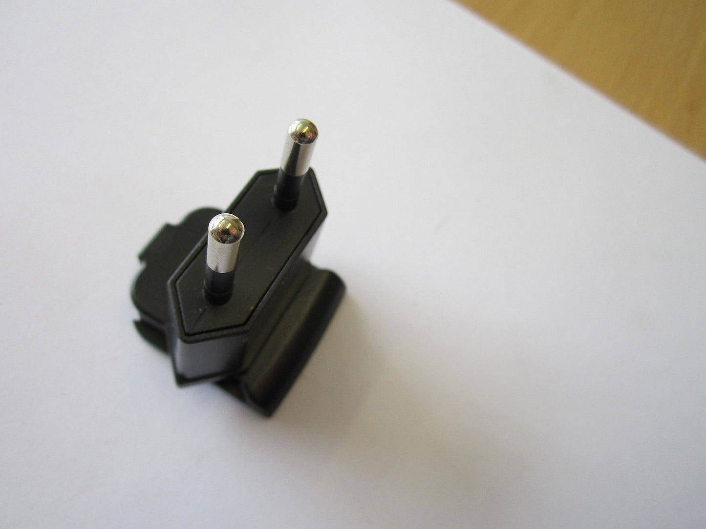 Genuine BlackBerry Continental Europe ASY-03746-002 Slide Attachment EU Plug