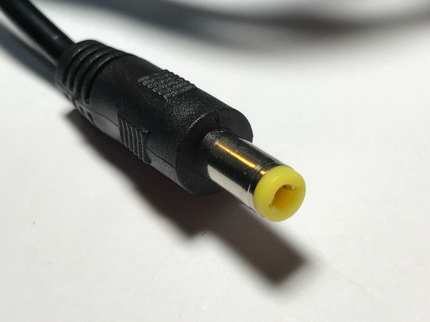 12V-24V-12V 2A 2000mA Car Charger Regulated Power Supply Adaptor 5.5mm x 2.1mm