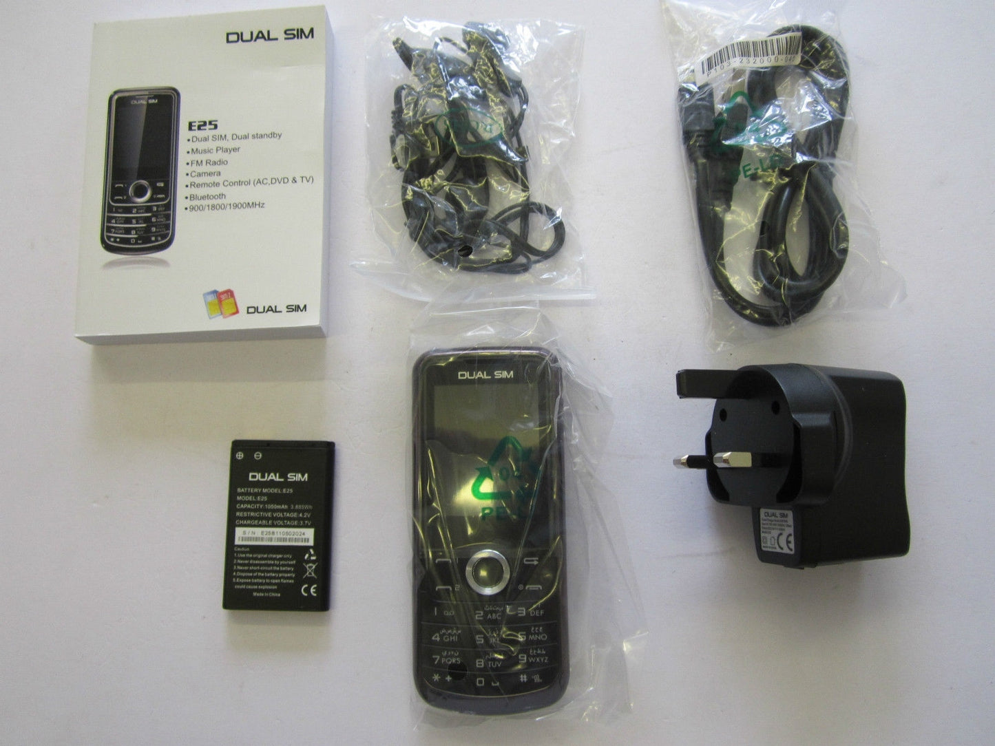 DUAL SIM BLACK UNLOCKED MOBILE PHONE E25 - CAMERA, VIDEO, MP3, BLUETOOTH, RADIO