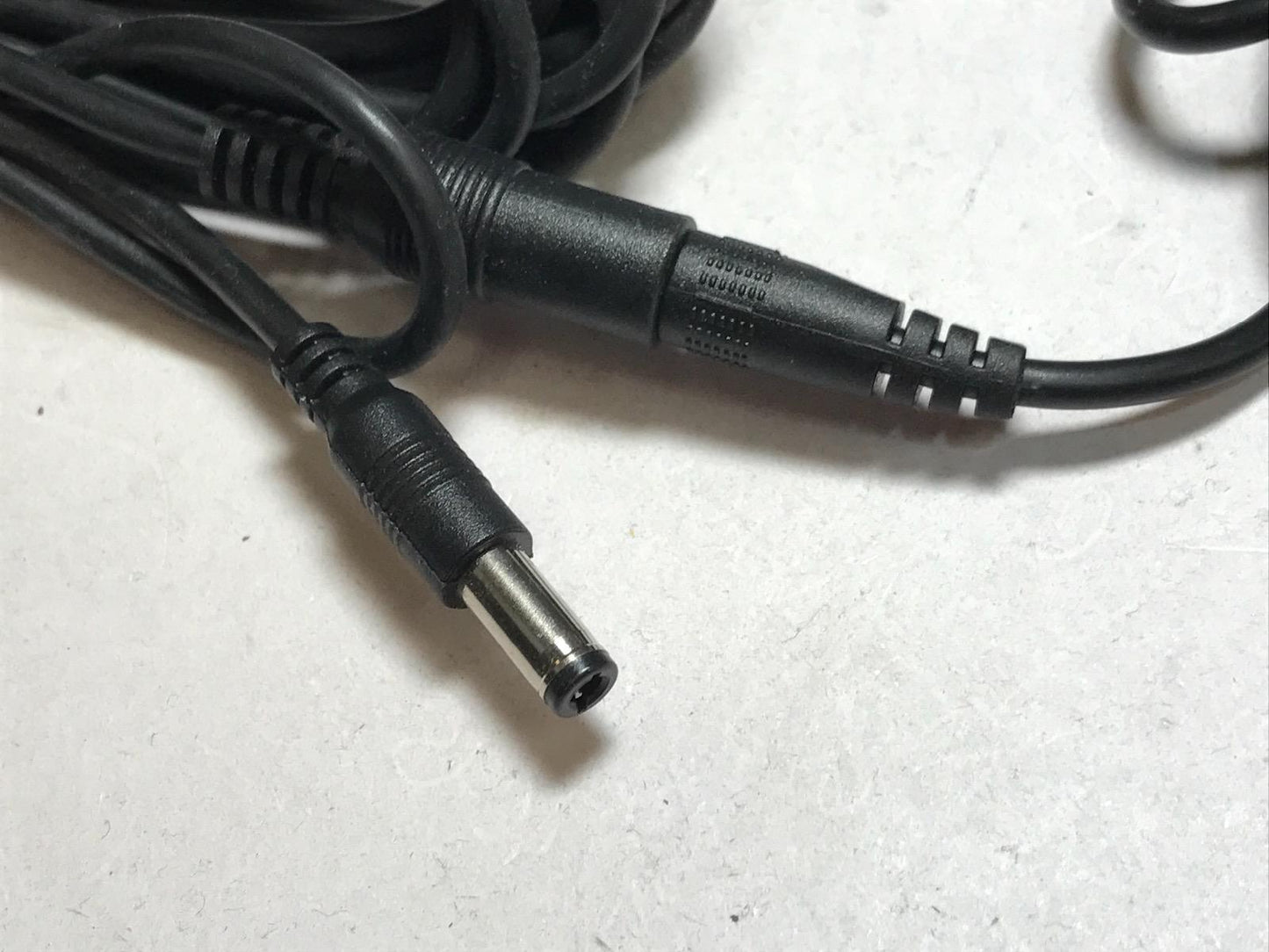 TENVIS MINI319 IP Camera 5M Long DC Power Extension Cable Lead Cord Set + AC Adaptor