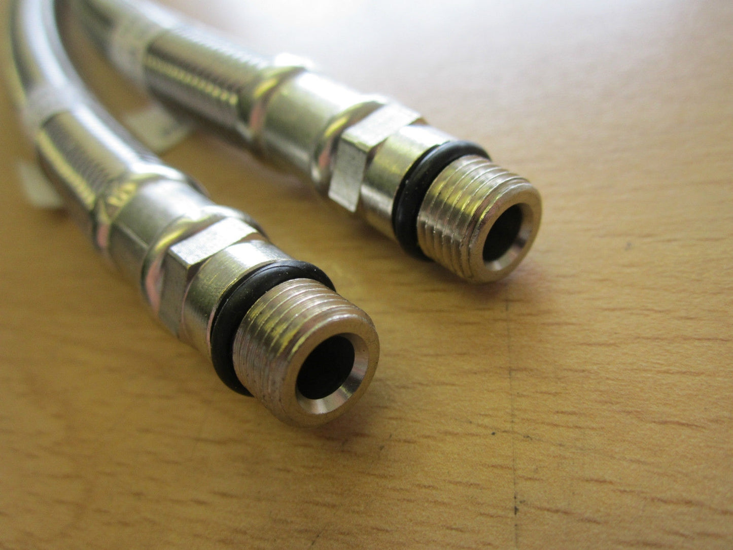 PACK OF 2 STEEL WICKES FLEXIBLE MONOBLOC TAP CONNECTOR HOSE PIPE