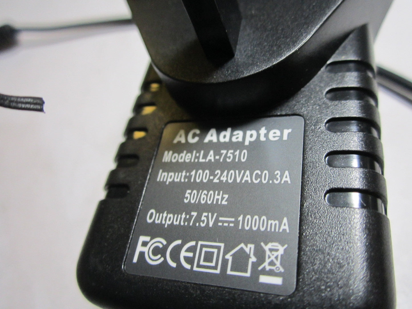 7.5V 1A 1000mA Mains AC-DC Switching Adaptor Power Supply Female 5.5mm x 2.1mm