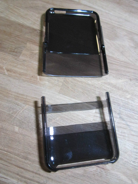 Speck SeeThru iPod Touch 2G 2 Part Case Cover to allow Dock onto Docking Station