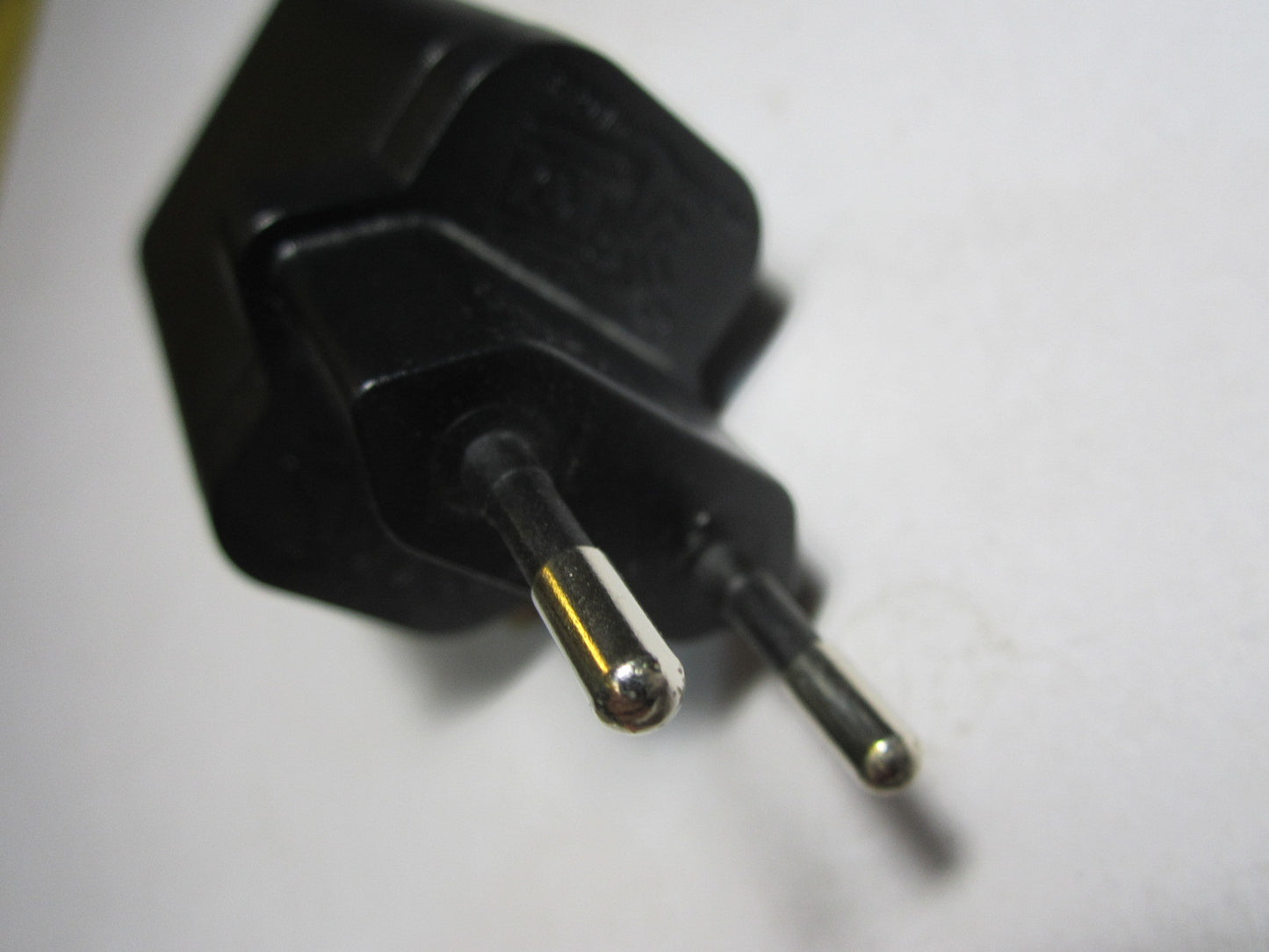 Genuine SWITCHING ADAPTER MODEL ADS-10BA-06 05010G 5V 2.0A EU USB PLUG