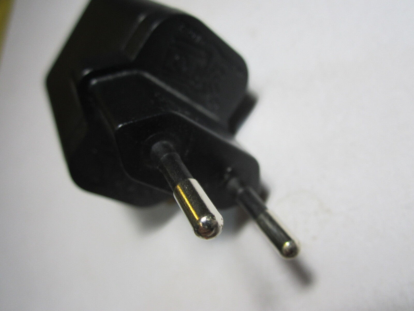 Genuine SWITCHING ADAPTER MODEL ADS-10BA-06 05010G 5V 2.0A EU USB PLUG