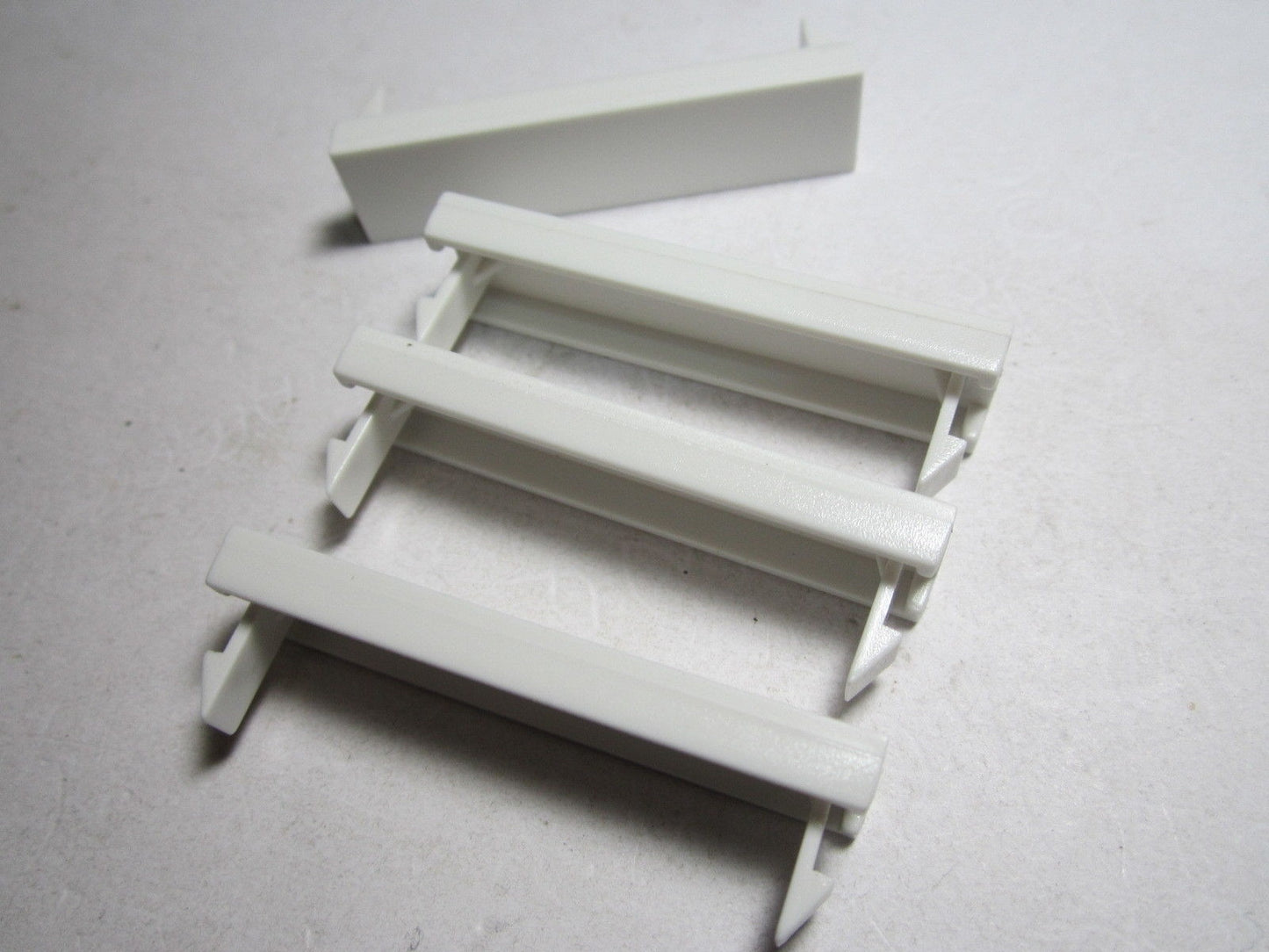 Crabtree SIMIA UT081/2 1/2 Module Communication Blank