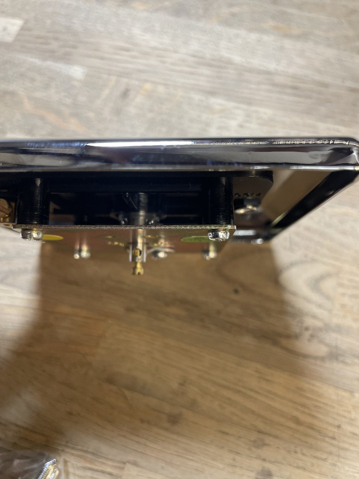 Bulk Lot Box of 8 Volex Polished Chrome TV CO-AXIAL Socket Single DEC0083