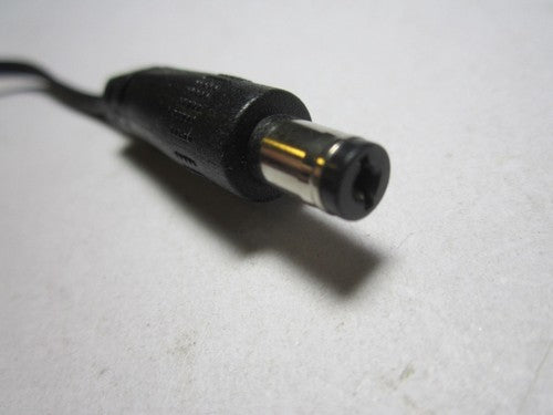 EU 12V 1A AC-DC SWITCHING ADAPTOR POWER SUPPLY 5.5MM X 2.1MM EUROPEAN PLUG