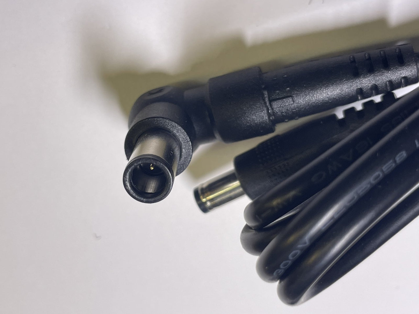 Notebook Power Adapter 90W Car Charger for Asus Compaq Dell Lenovo Fujitsu HP