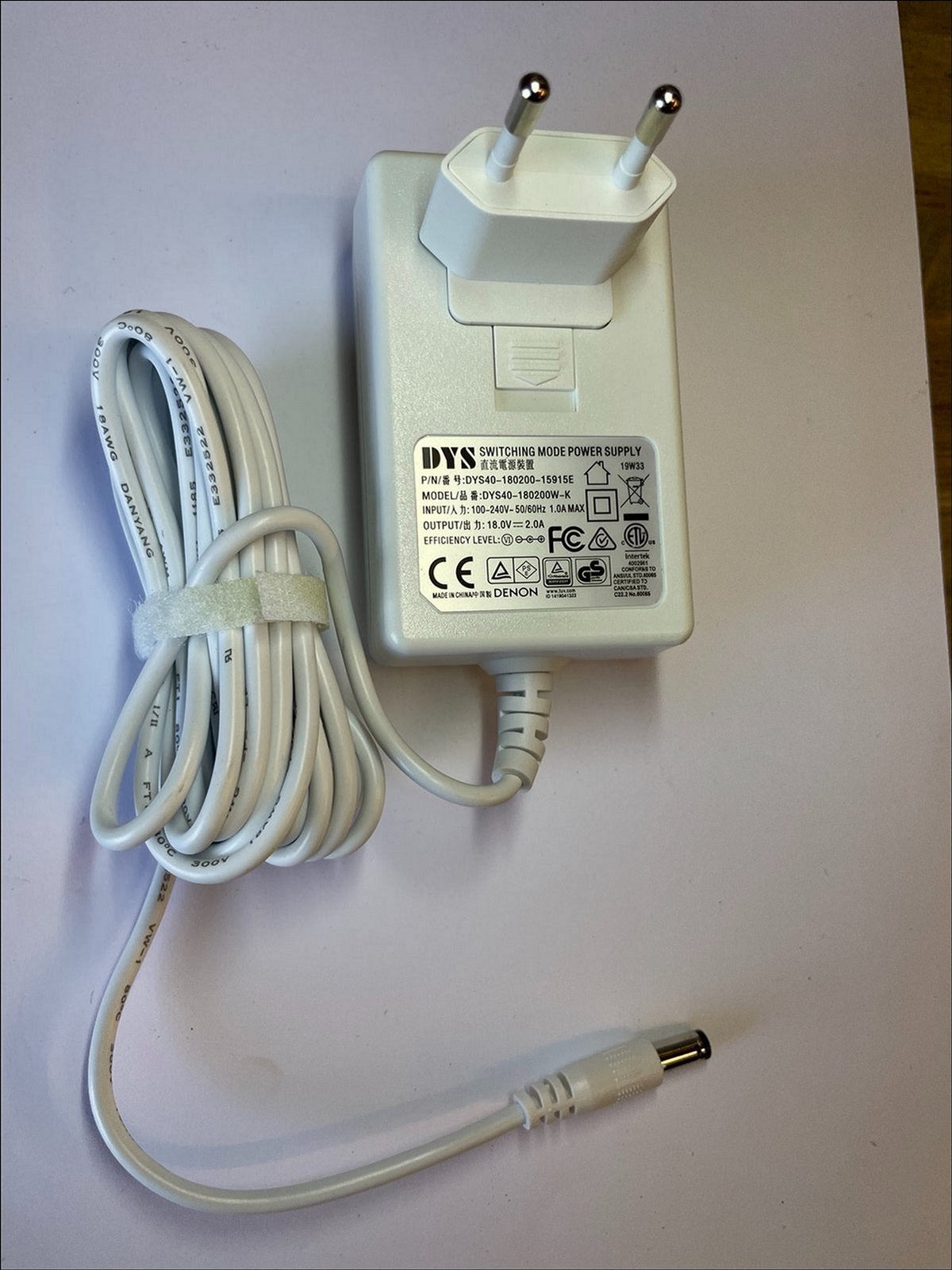 WHITE EU 18V 2A 18.0V 2.0A DYS Switching Mode Power Supply DYS40-180200-15915E