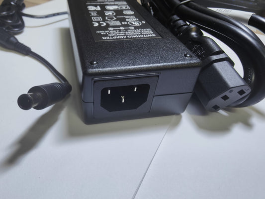 19V 4.22A AC-DC ADAPTOR POWER SUPPLY 6.0mm x 4.3mm with centre pin with UK Plug