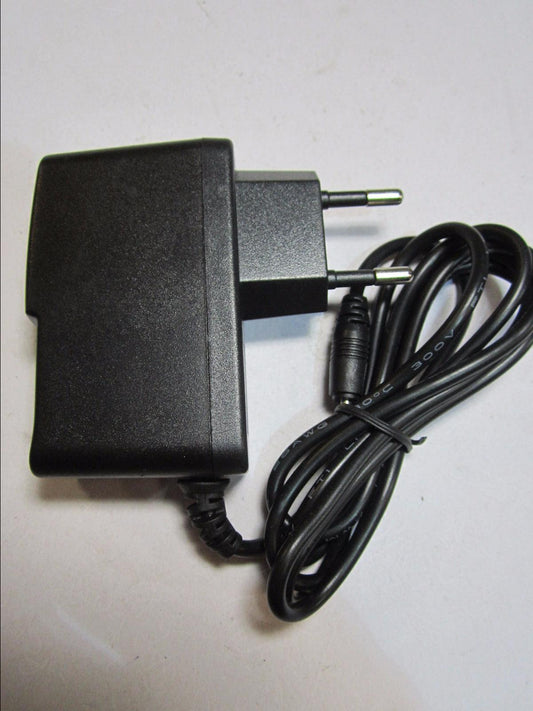 Genuine EU 2 Pin 5V 2000mA 2A Power Adaptor AC-DC Supply Model LA-520W 2.5 x 0.8