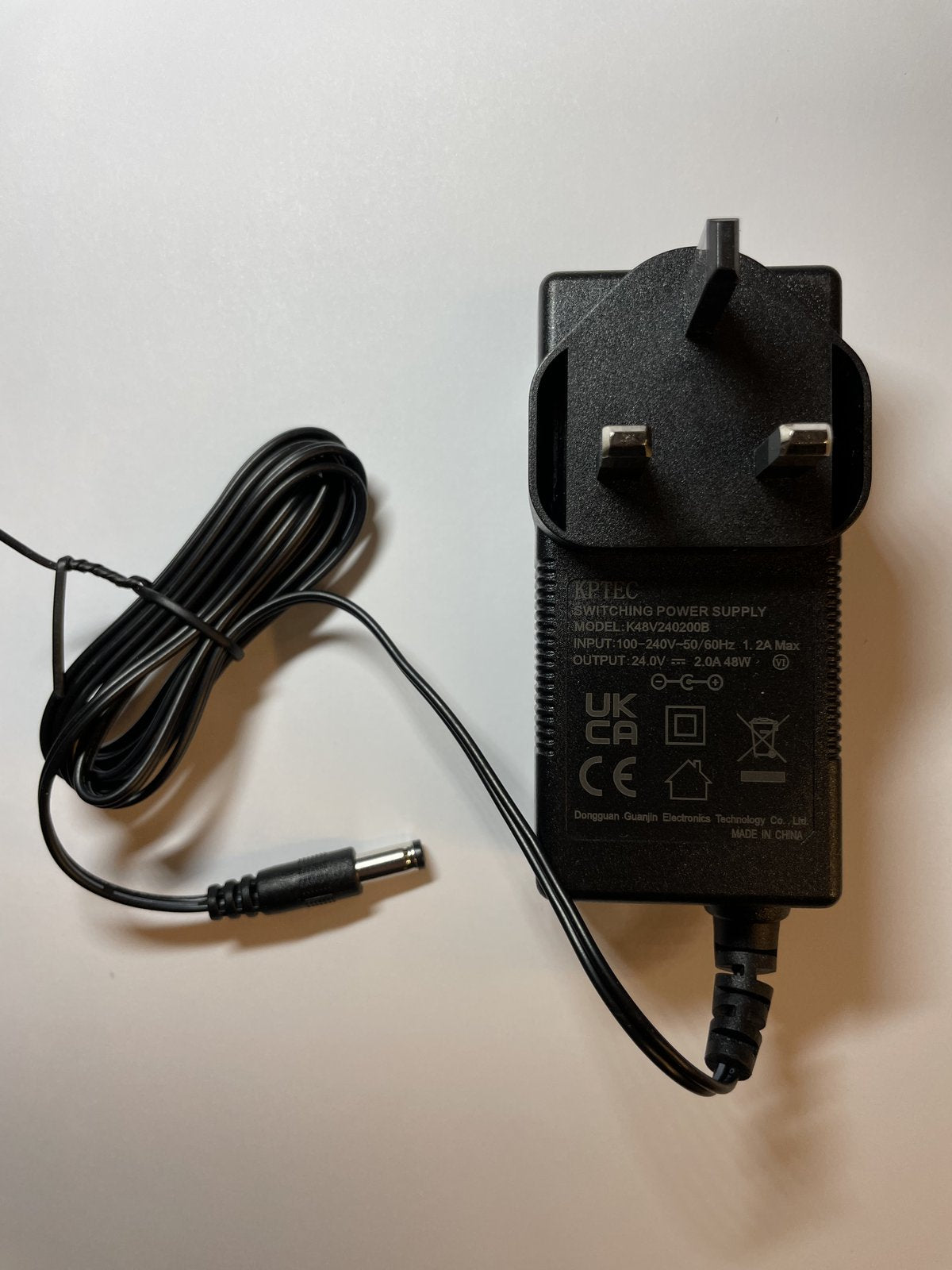 Replacement for AC/DC Adppter Model; HD-2402000 24V 2A
